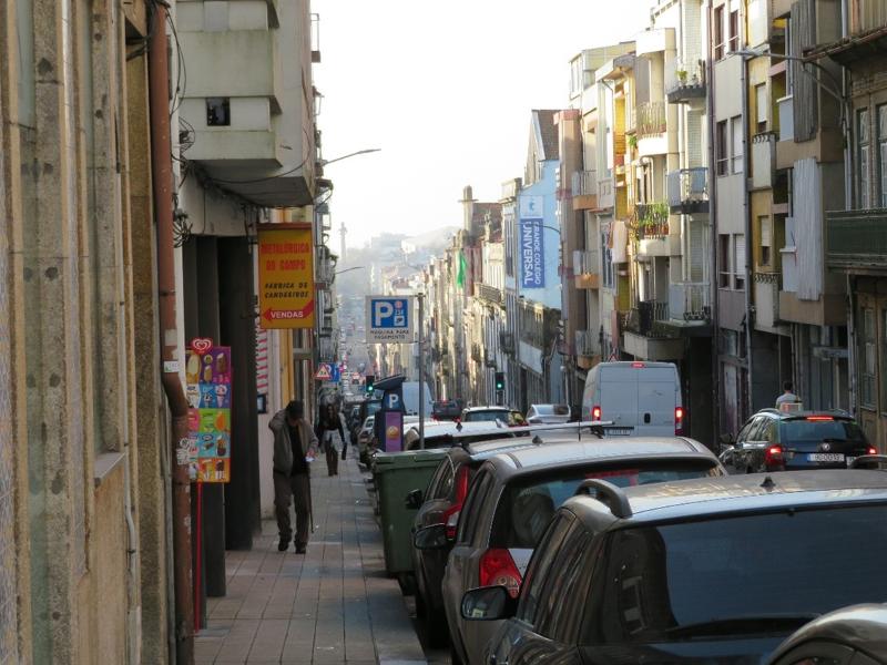 The first day after arrival, the two researchers explored Porto. This is from the street Rua da Boavista. Photo: Stian K. Kleiven